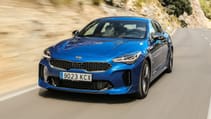 kia_stinger_blue_dynamic_20.jpg