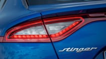 kia_stinger_blue_details_18.jpg