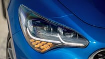 kia_stinger_blue_details_22.jpg