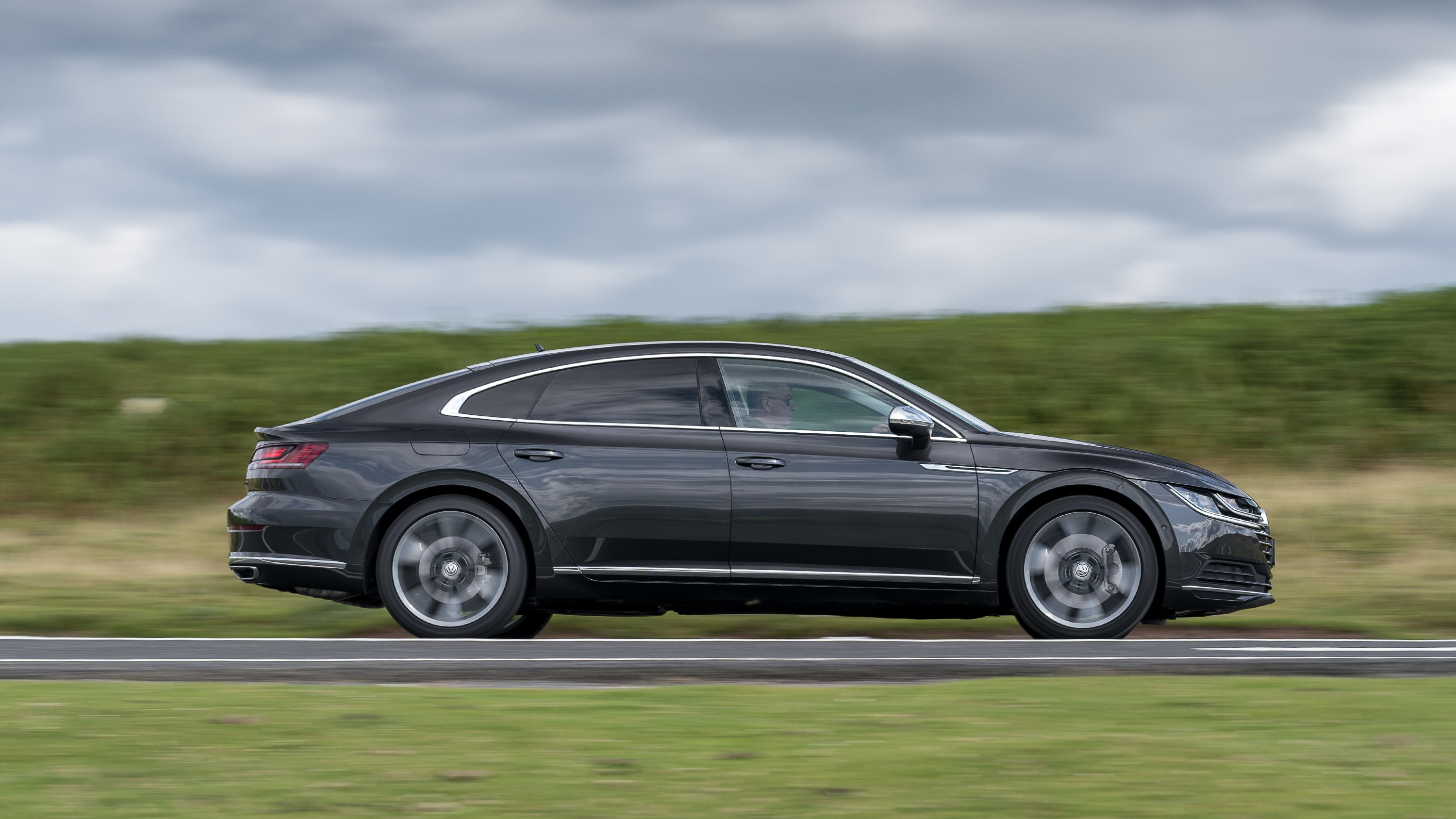 volkswagen_arteon_elegance_38.jpg