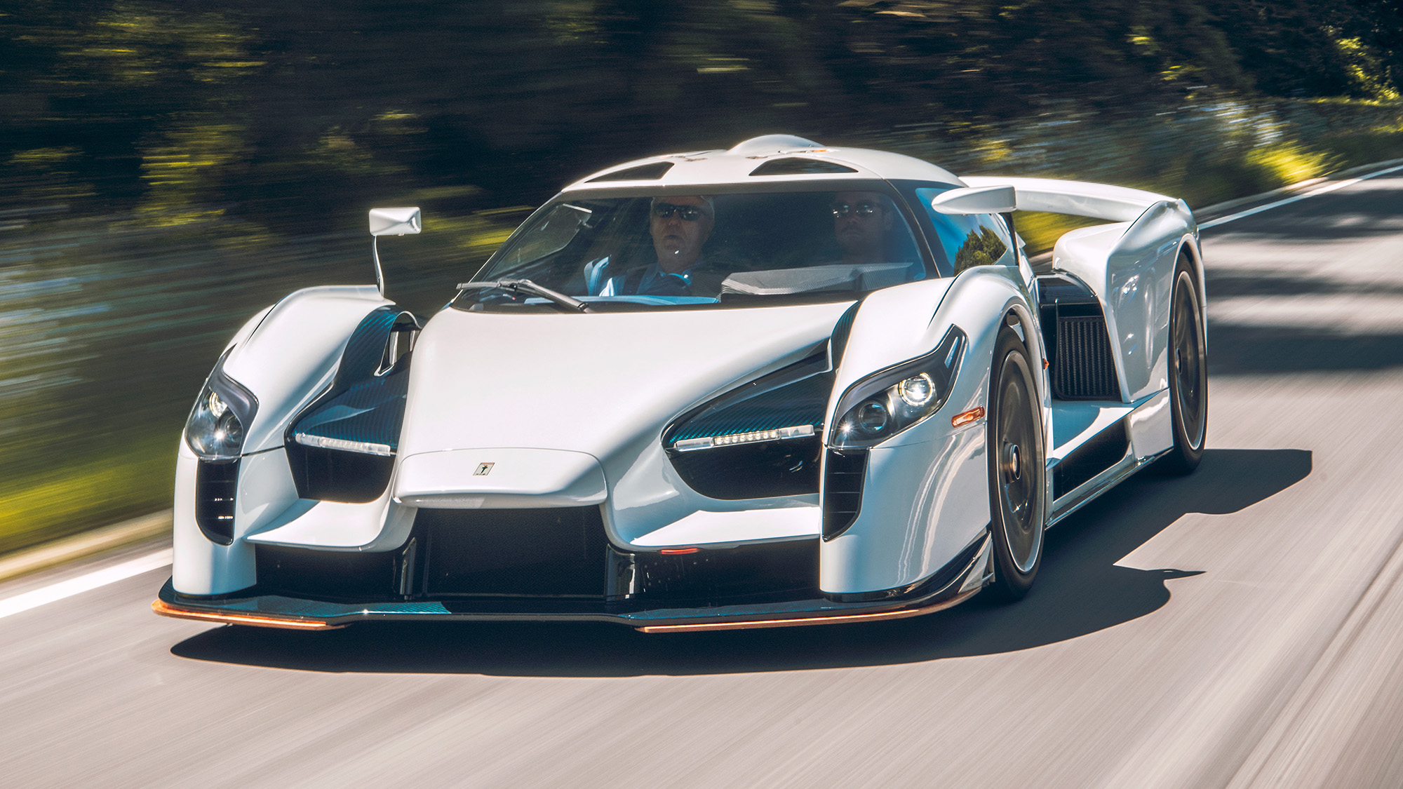 dw-burnett-top-gear-glickenhaus-scg003s-10.jpg