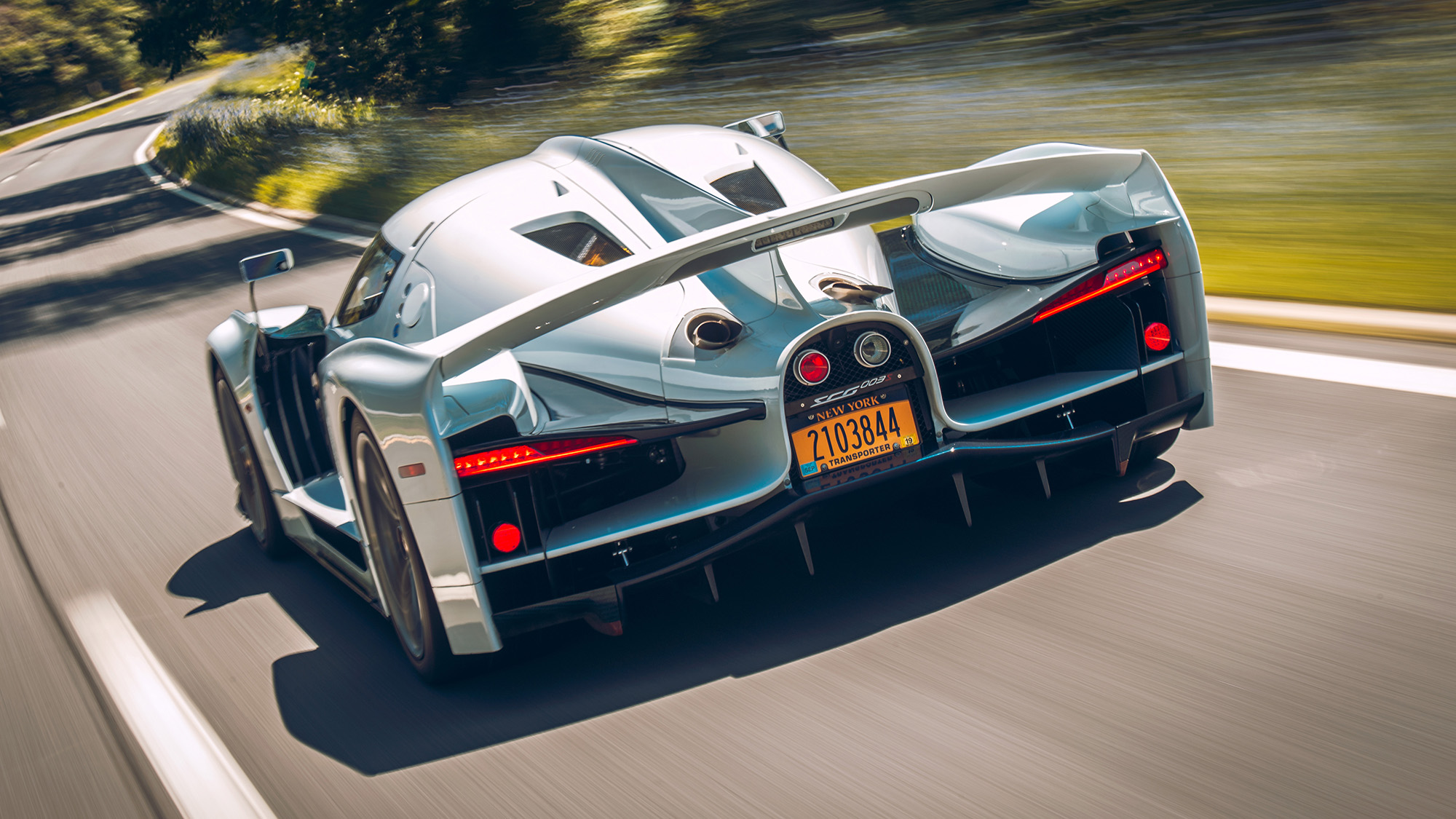 dw-burnett-top-gear-glickenhaus-scg003s-2_0.jpg