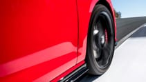 db2019au00017_large.jpg