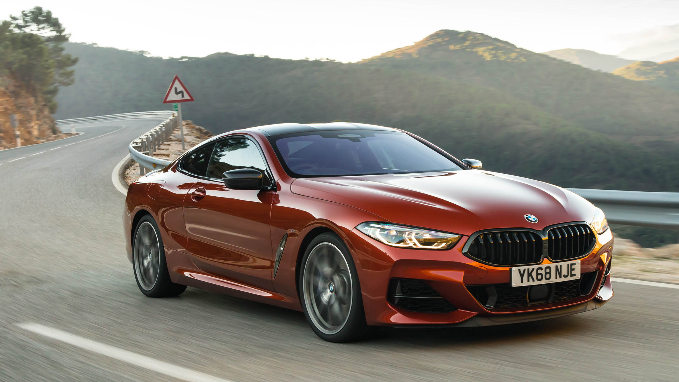 p90330770_highres_bmw-8-series-m850i-x.jpg