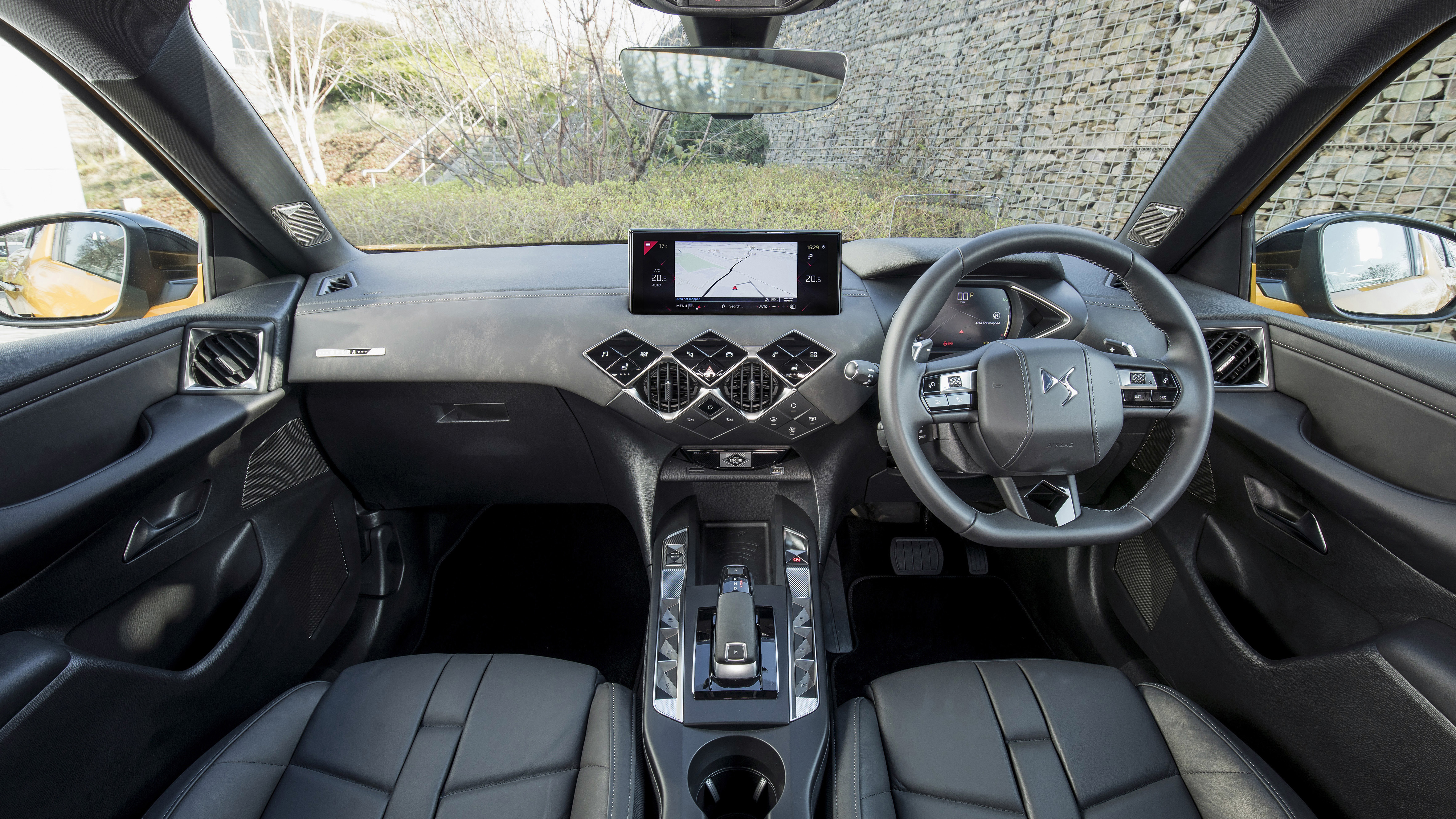 ds_3_crossback_-_ultra_prestige_18.jpg