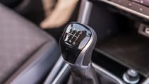 t-cross_sel-21872.jpg
