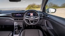 t-cross_sel-21917.jpg