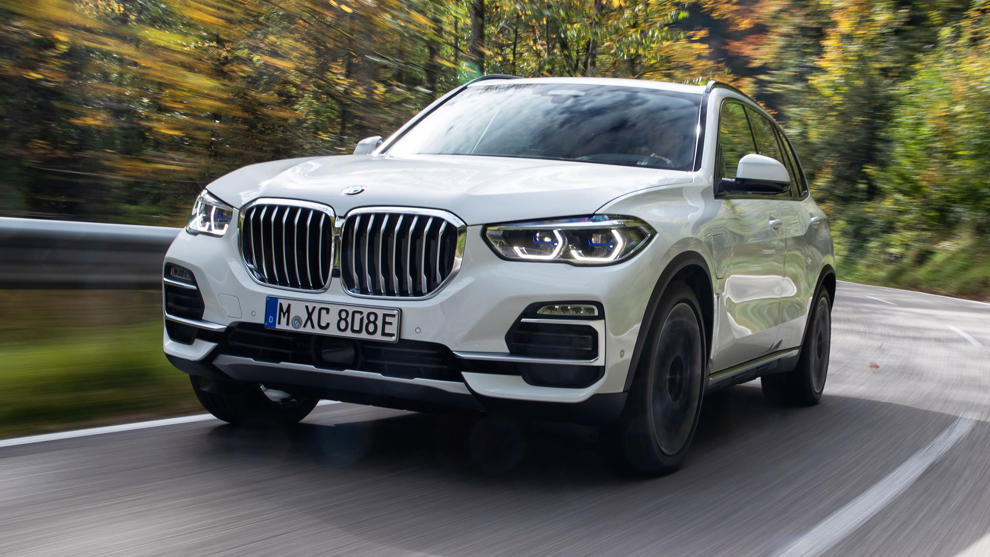 009_bmw_x5_phev_1521.jpg