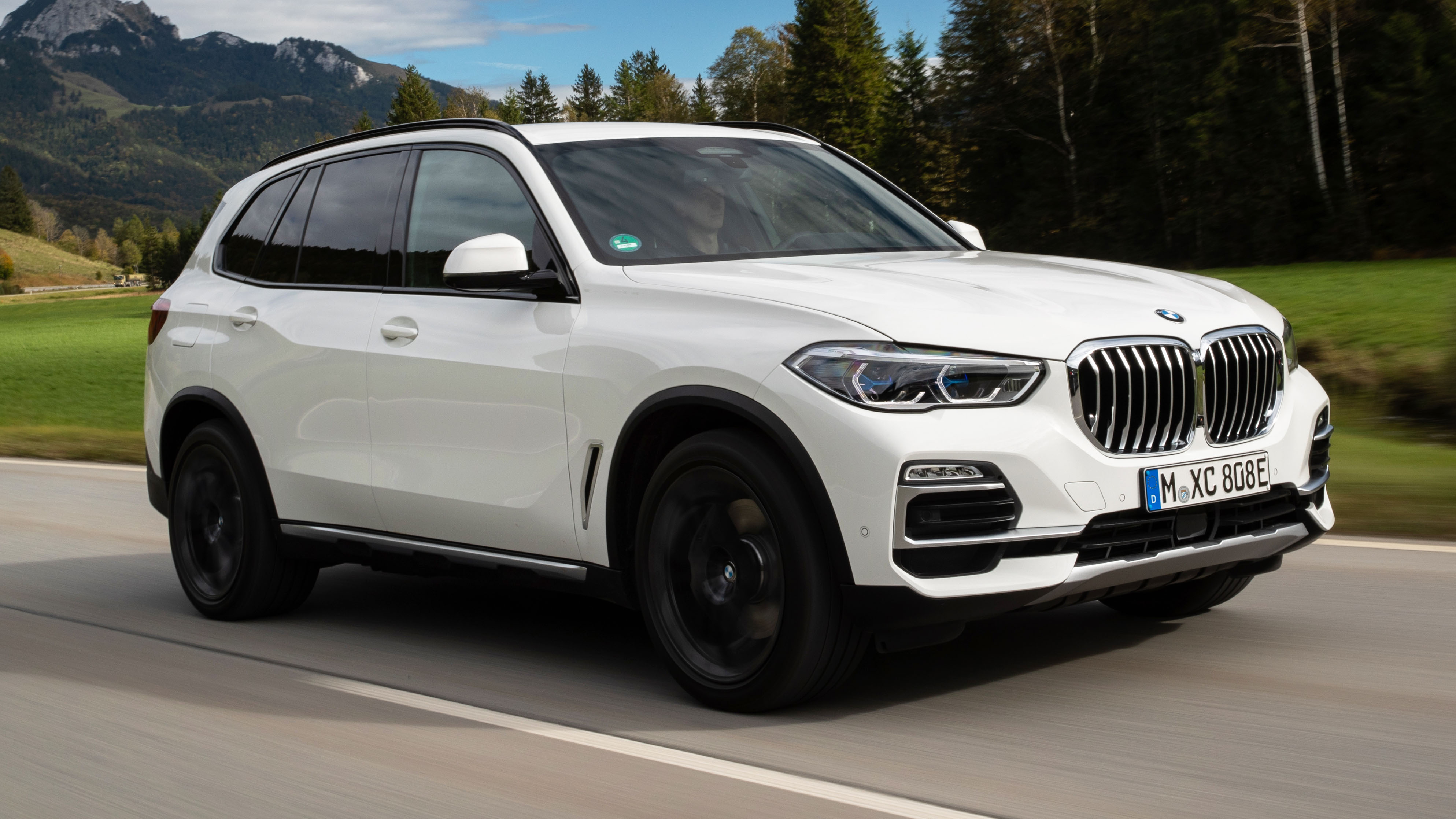 013_bmw_x5_phev_2000.jpg