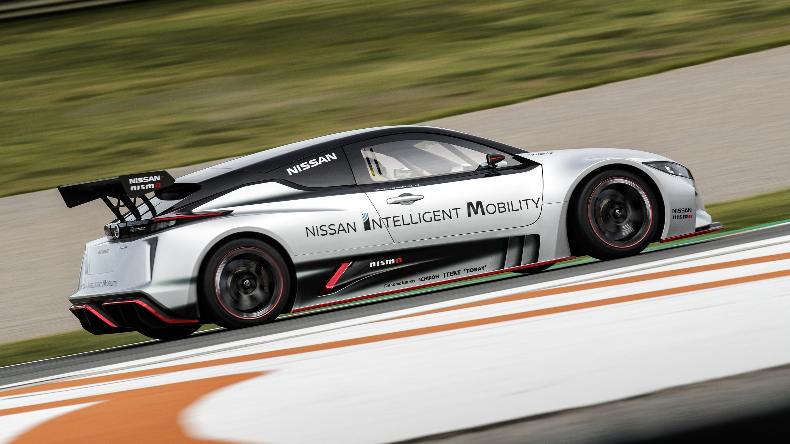 nissan_leaf_nismo_rc-76.jpg