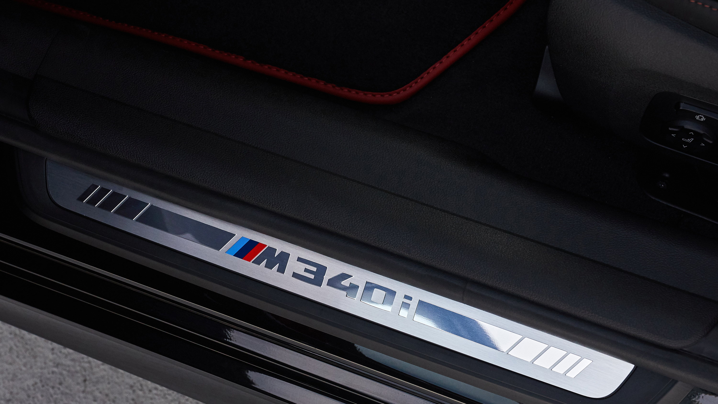 p90373348_highres_the-new-bmw-m340i-xd.jpg