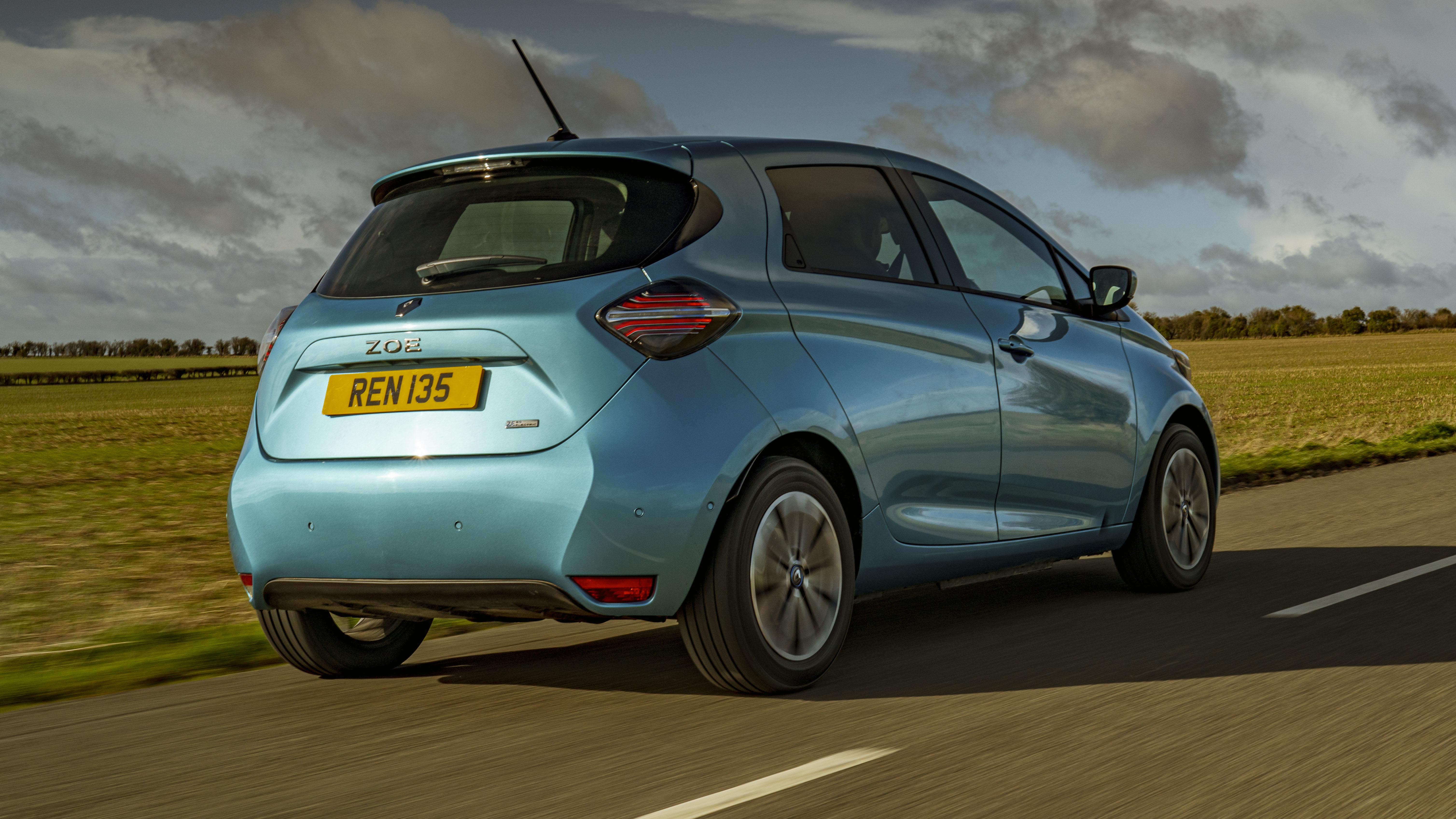 new_renault_zoe-17811.jpg