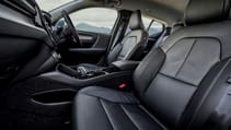 263973_volvo_xc40_recharge_plug-in_hybrid.jpg