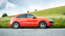 cayenne_gts136.jpg