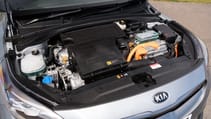 small-14796-kiaxceedphev1.6gdi3.jpg