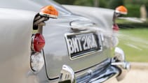 aston-martin-db5-goldfinger-gadgets-30-jpg.jpg