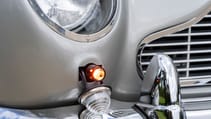 aston-martin-db5-goldfinger-gadgets-39-jpg.jpg