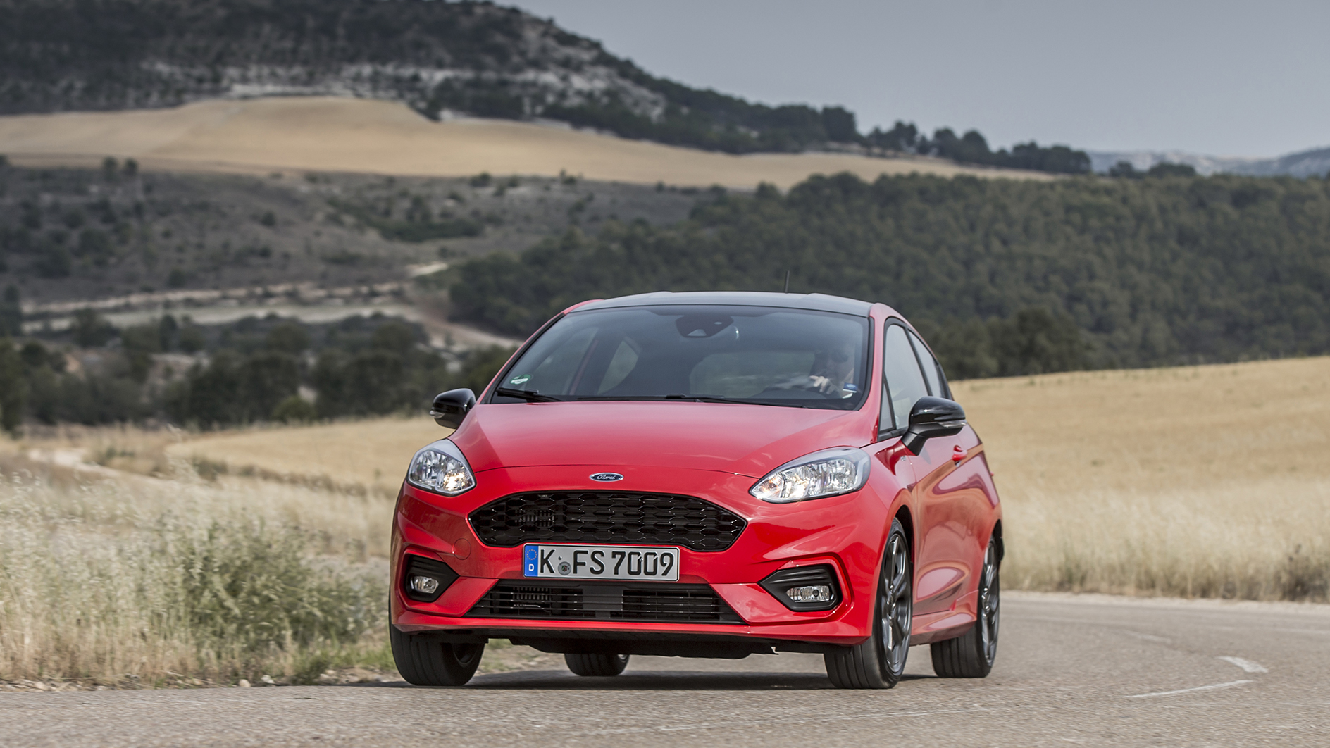 2017_ford_fiesta_st-line_race_red_043.jpg