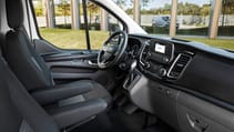 2018_ford_transit_phev_04.jpg