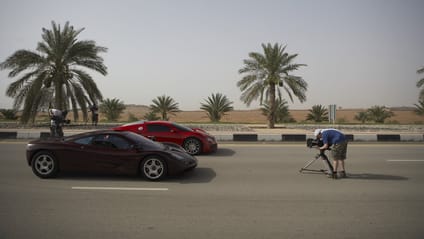 Behind the scenes: Veyron vs McLaren F1