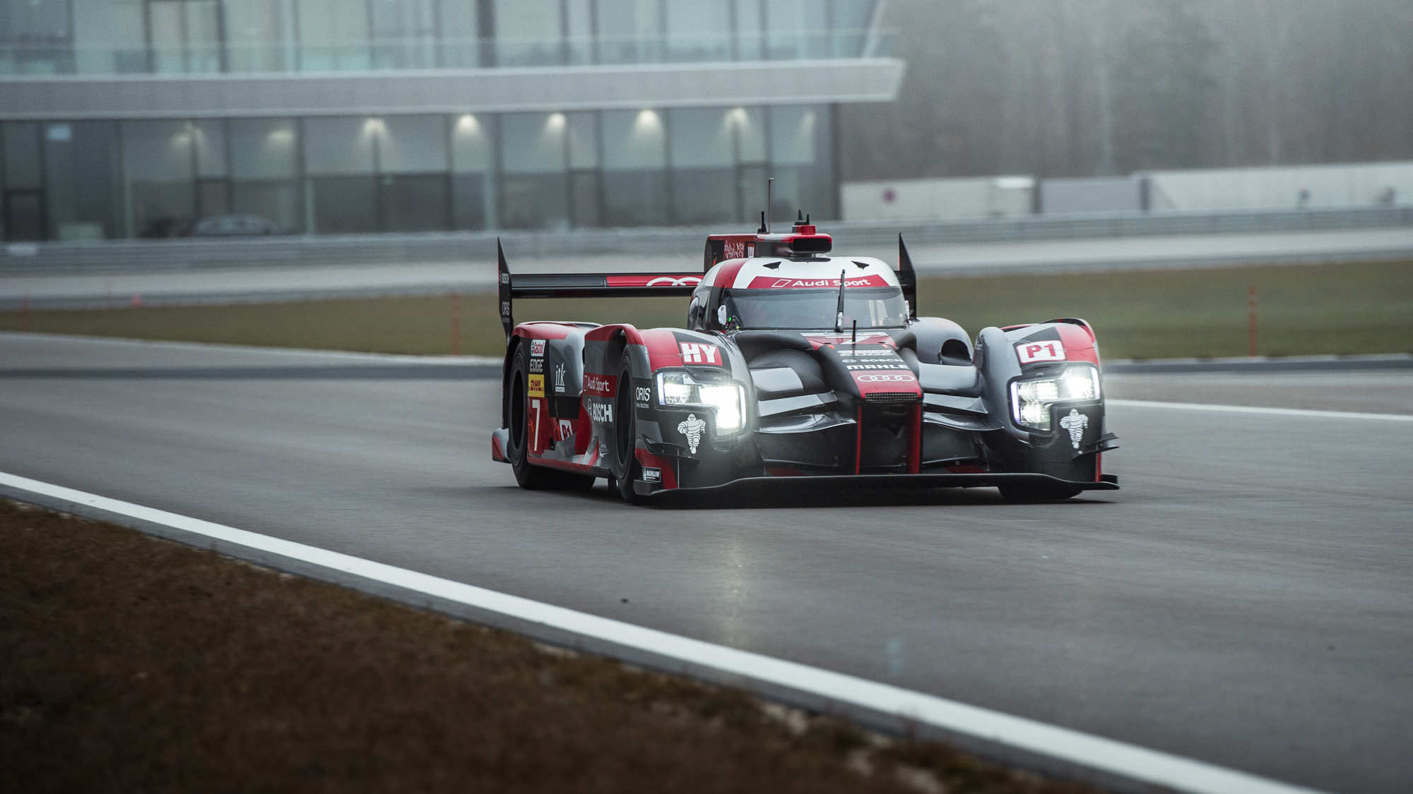 Audi R18 LMP1 car