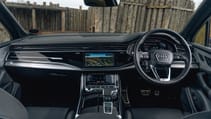 Audi Q7 interior dashboard