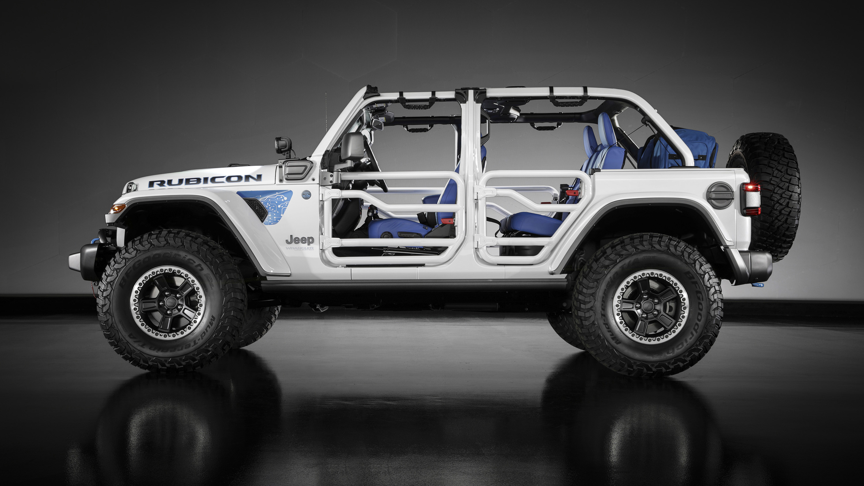 Jeep Wrangler 4xe concept side