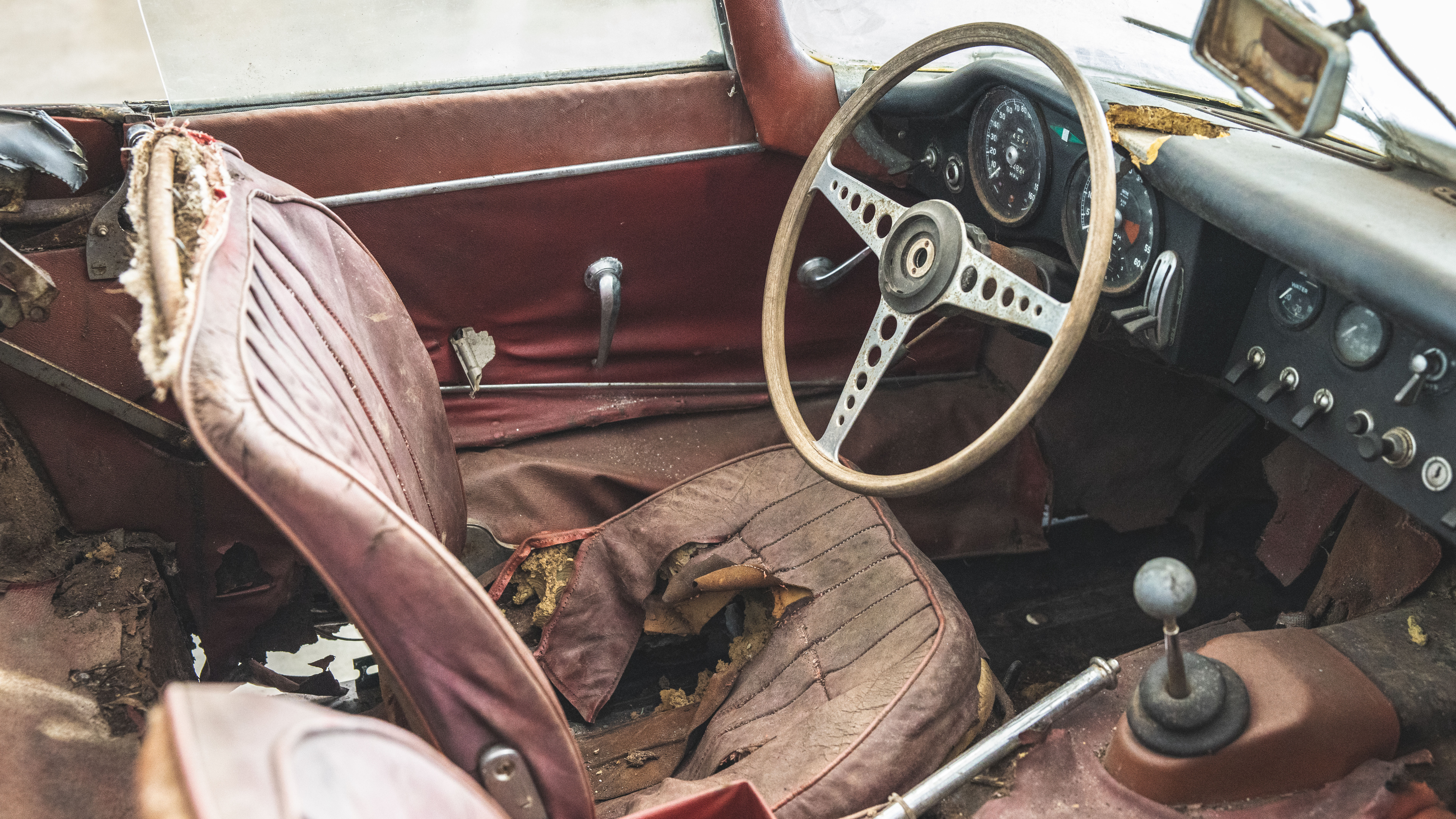 Jaguar Series I E-Type Roadster