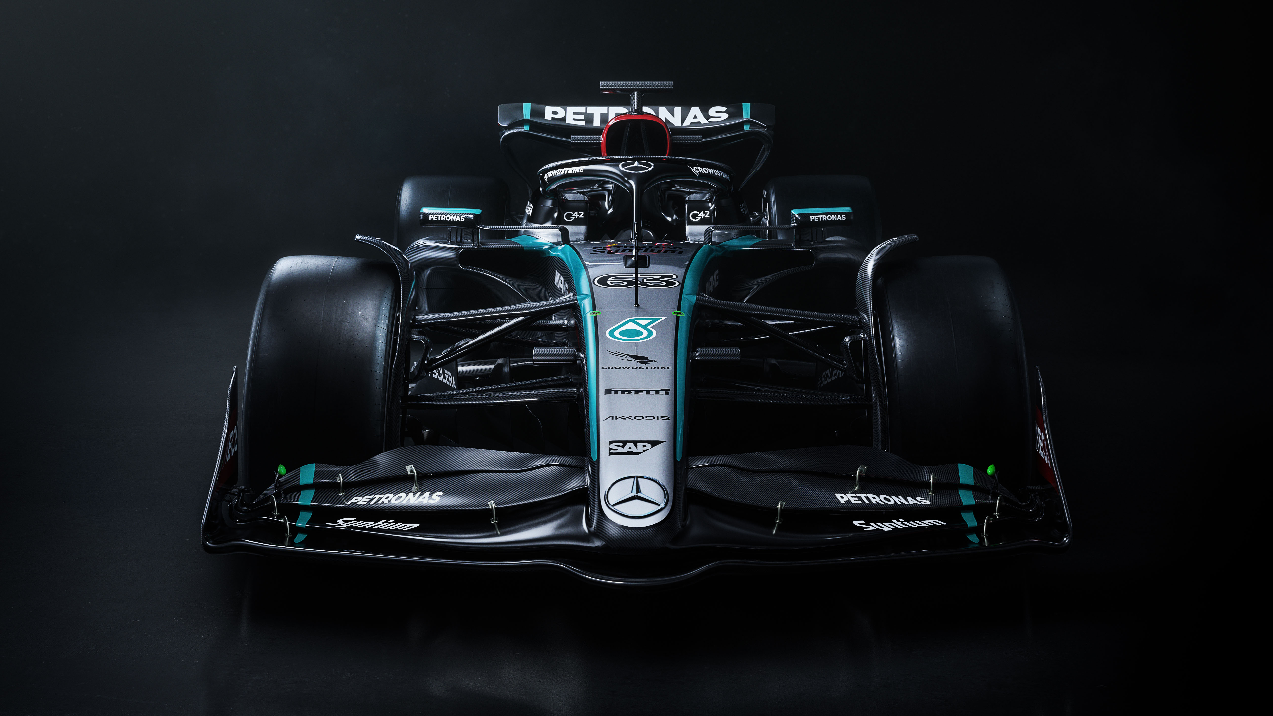 Mercedes F1 W15 revealed