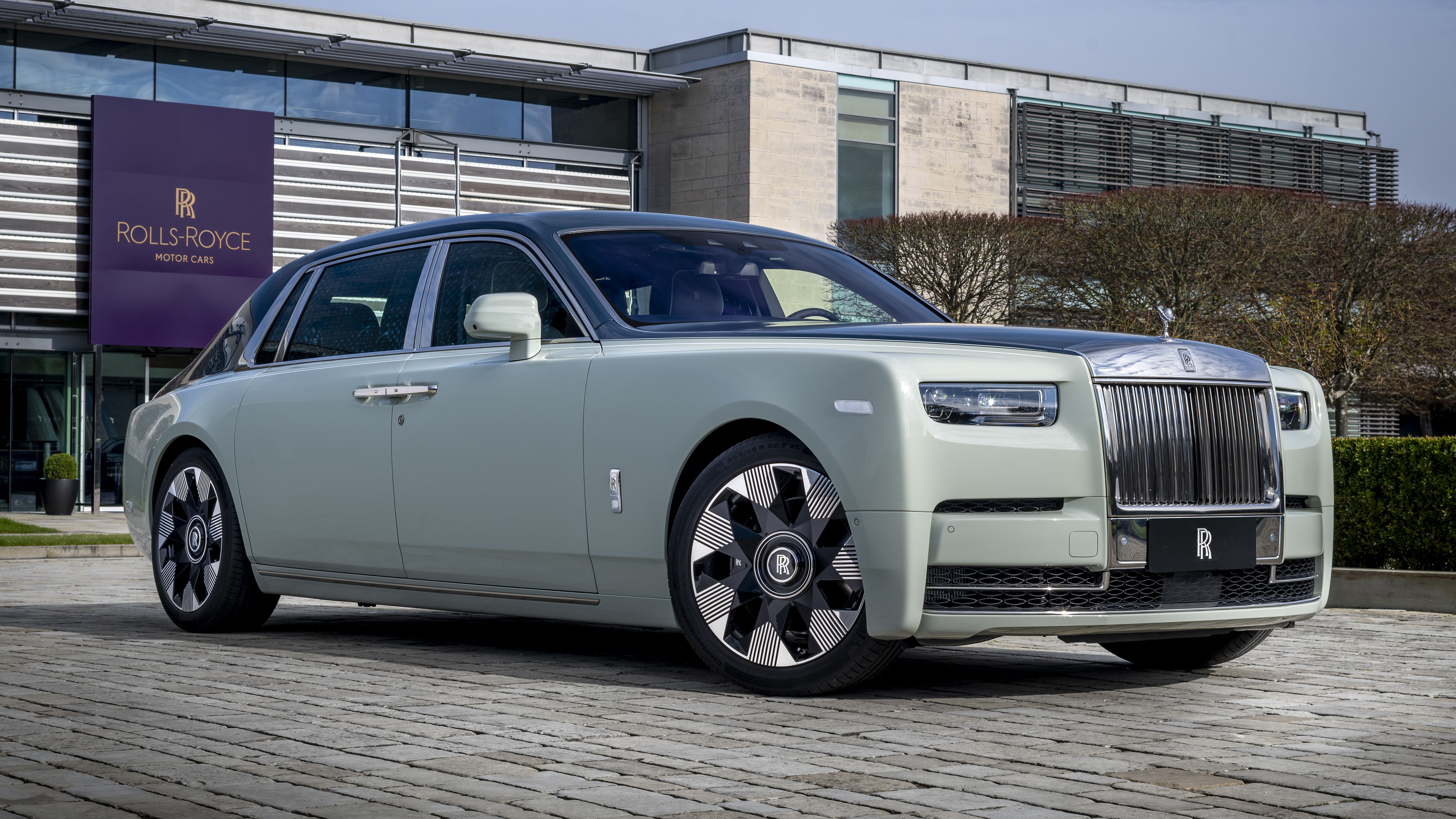 Rolls-Royce Phantom Extended Magnetism