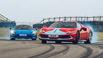 McLaren 750S vs Ferrari 296 GTB