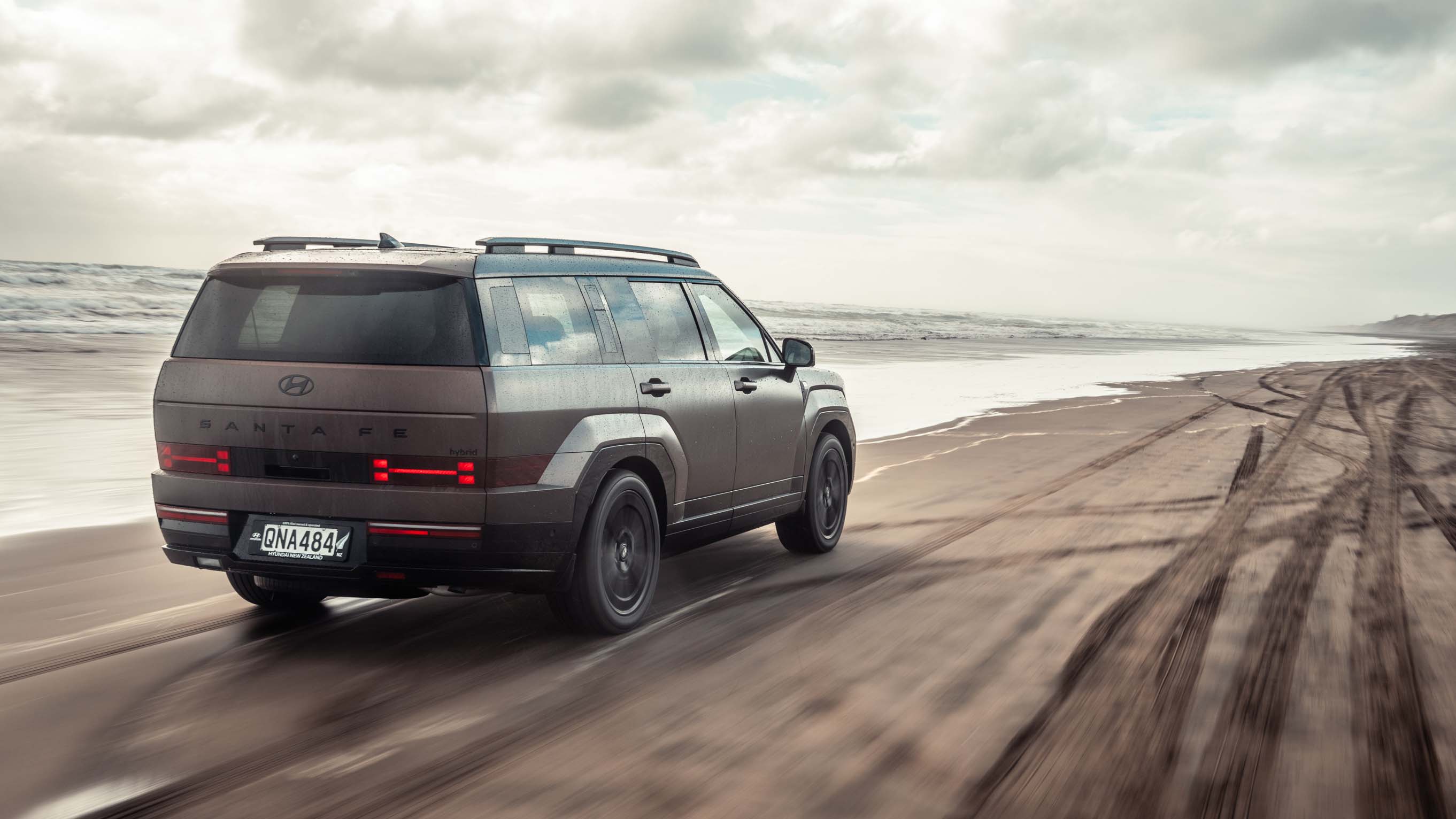 Hyundai Santa Fe, Black Sand Beach