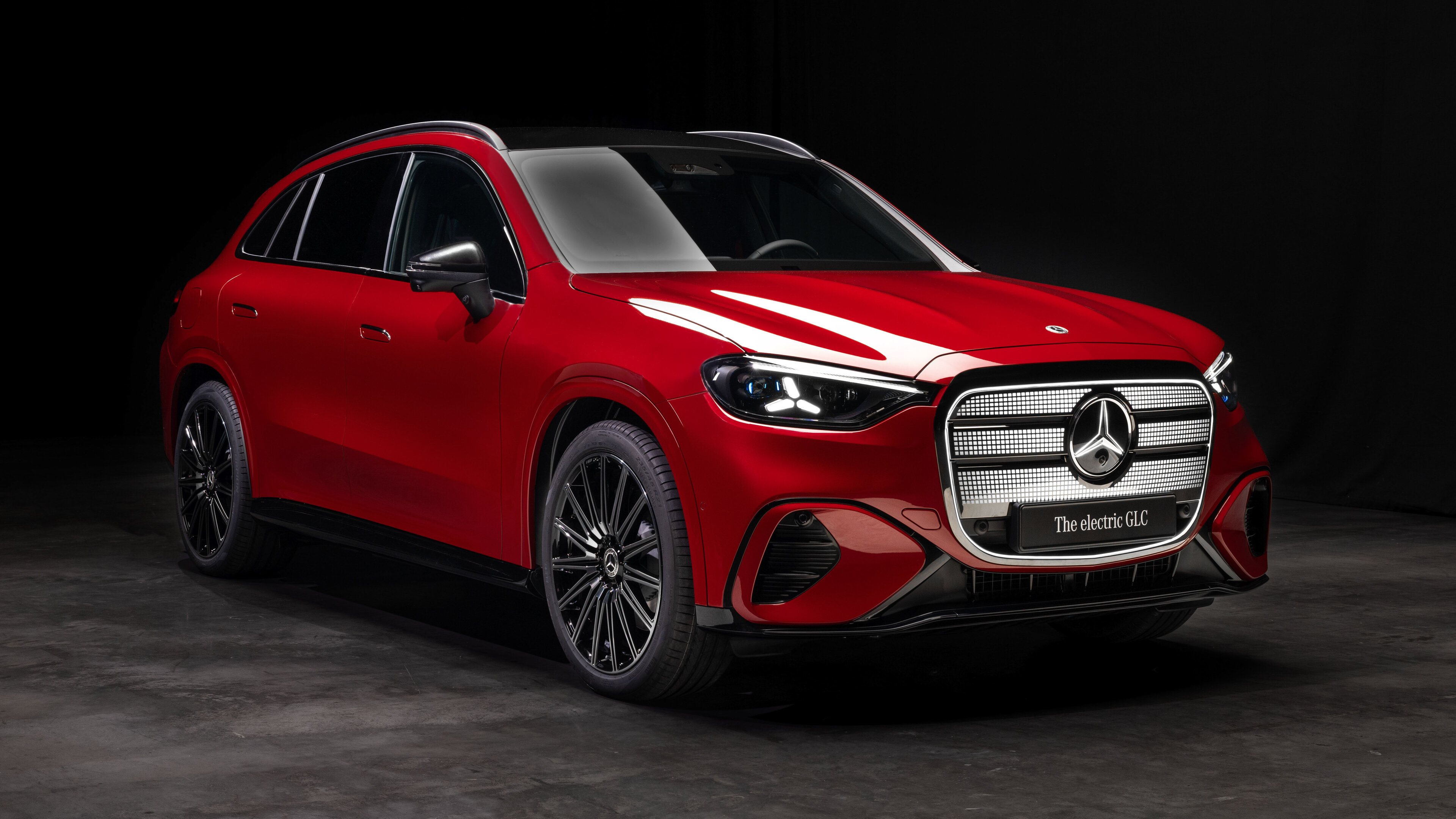 Mercedes-Benz GLC with EQ Technology Top Gear