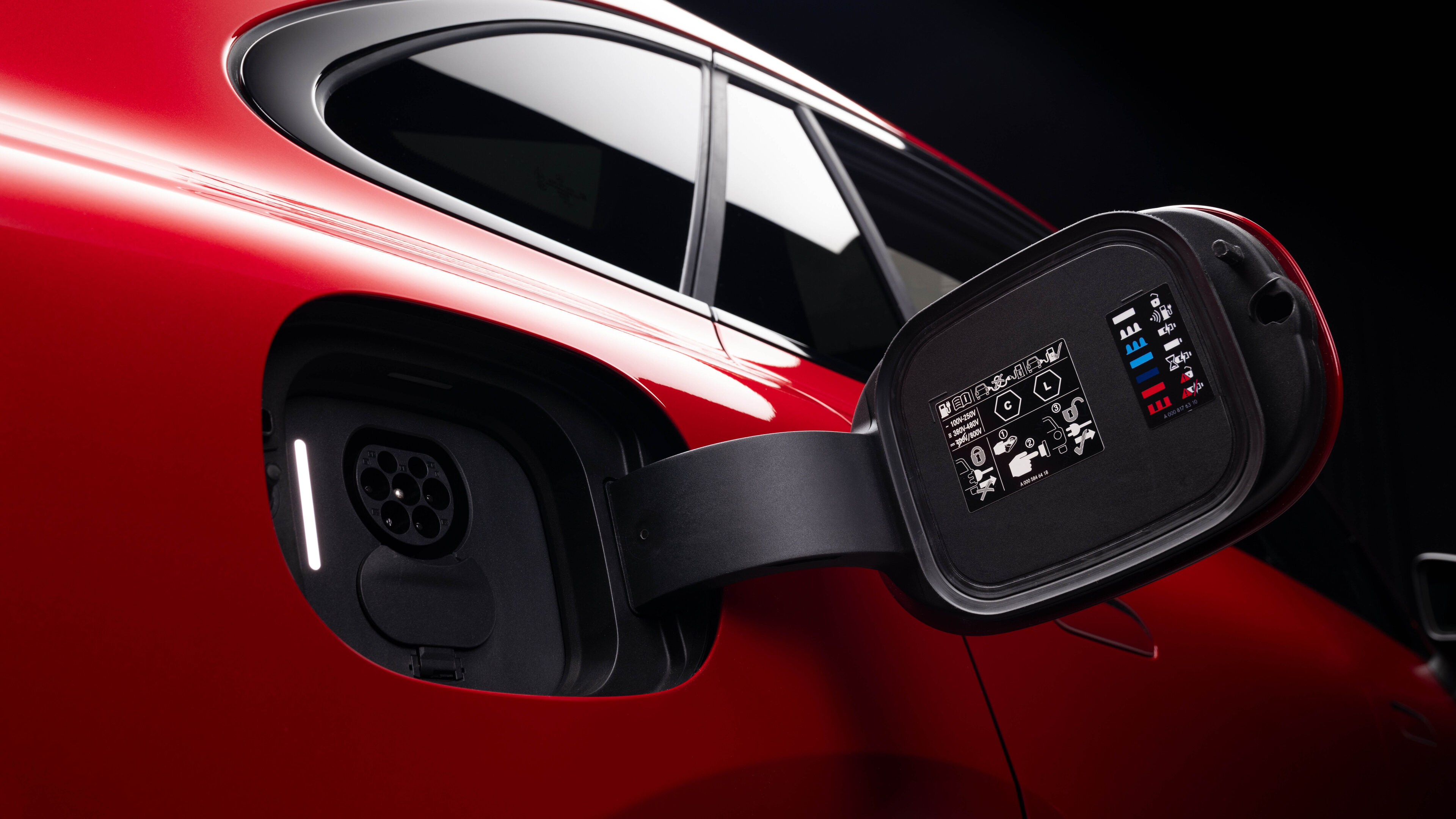 Mercedes-Benz GLC with EQ Technology Top Gear