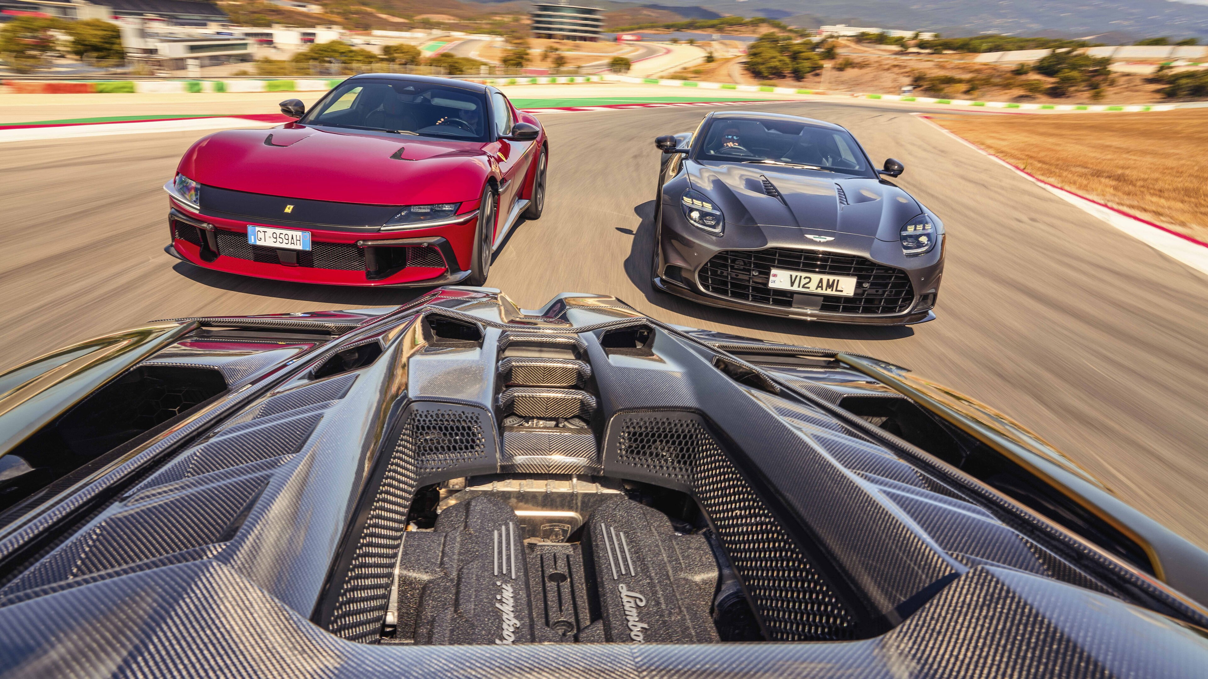 Aston Martin Vanquish, Ferrari 12Cilindri, Lamborghini Revuelto