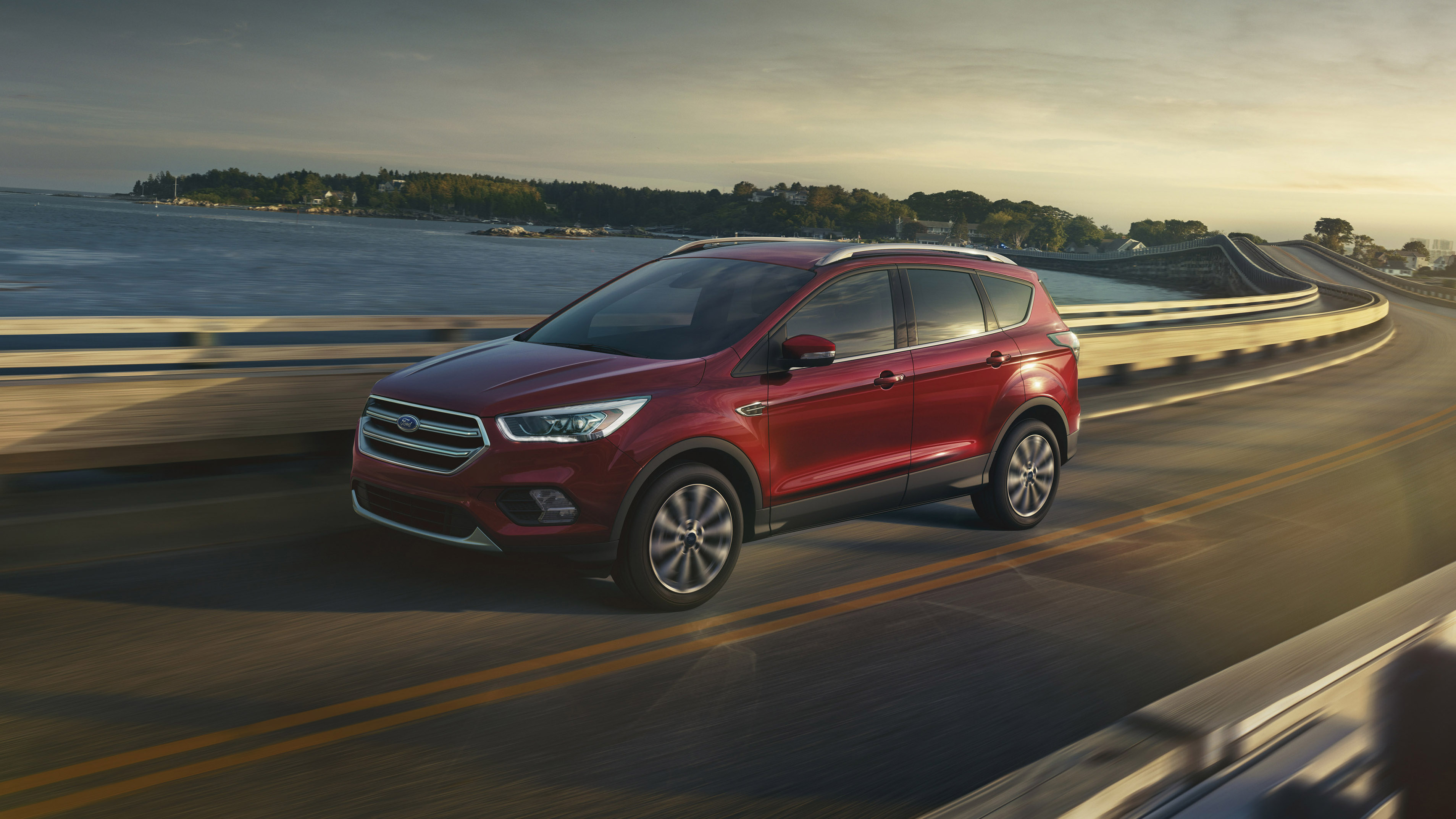 17fordescape-titanium_16_hr.jpg