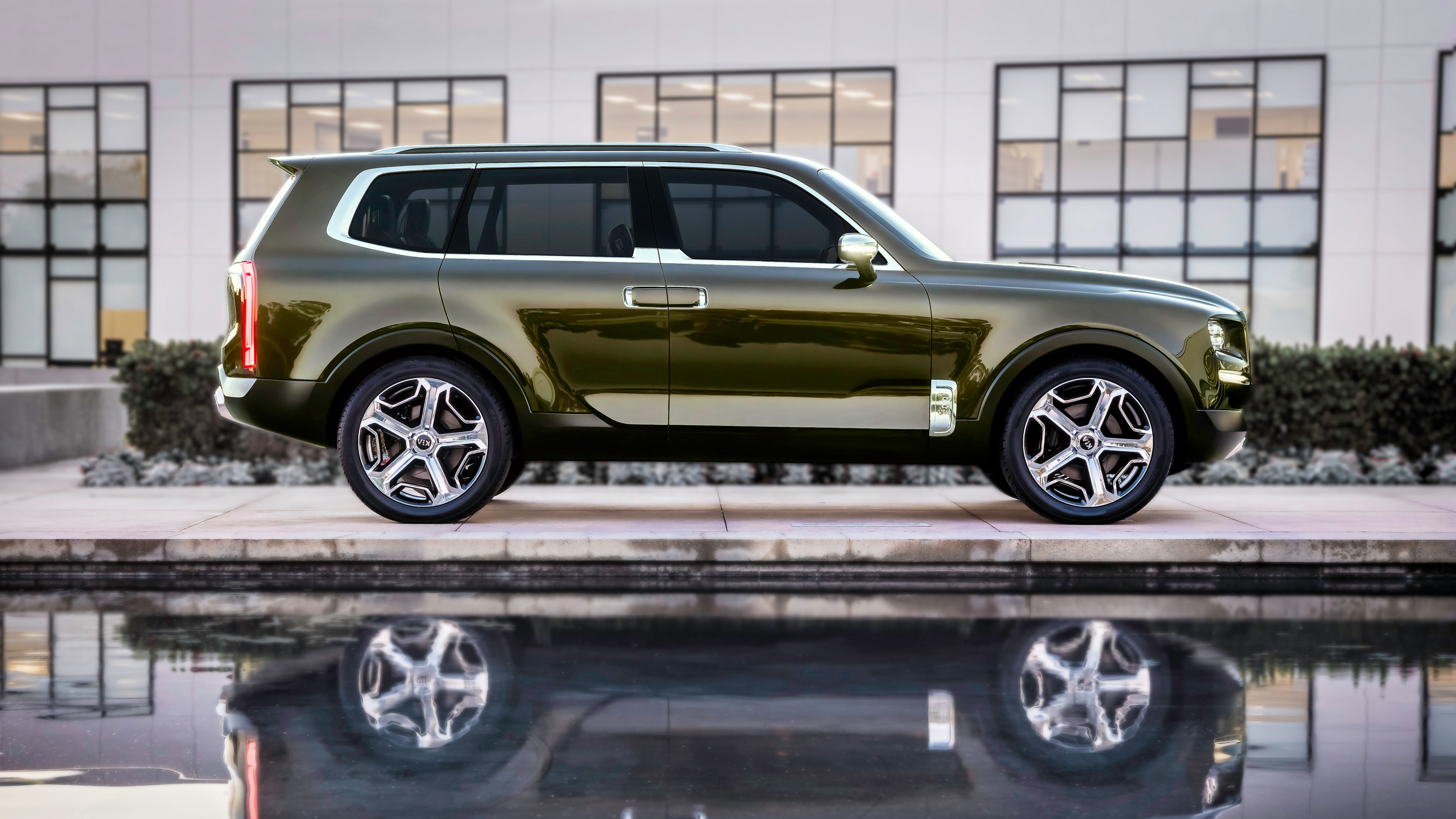 kia-telluride_side.jpg