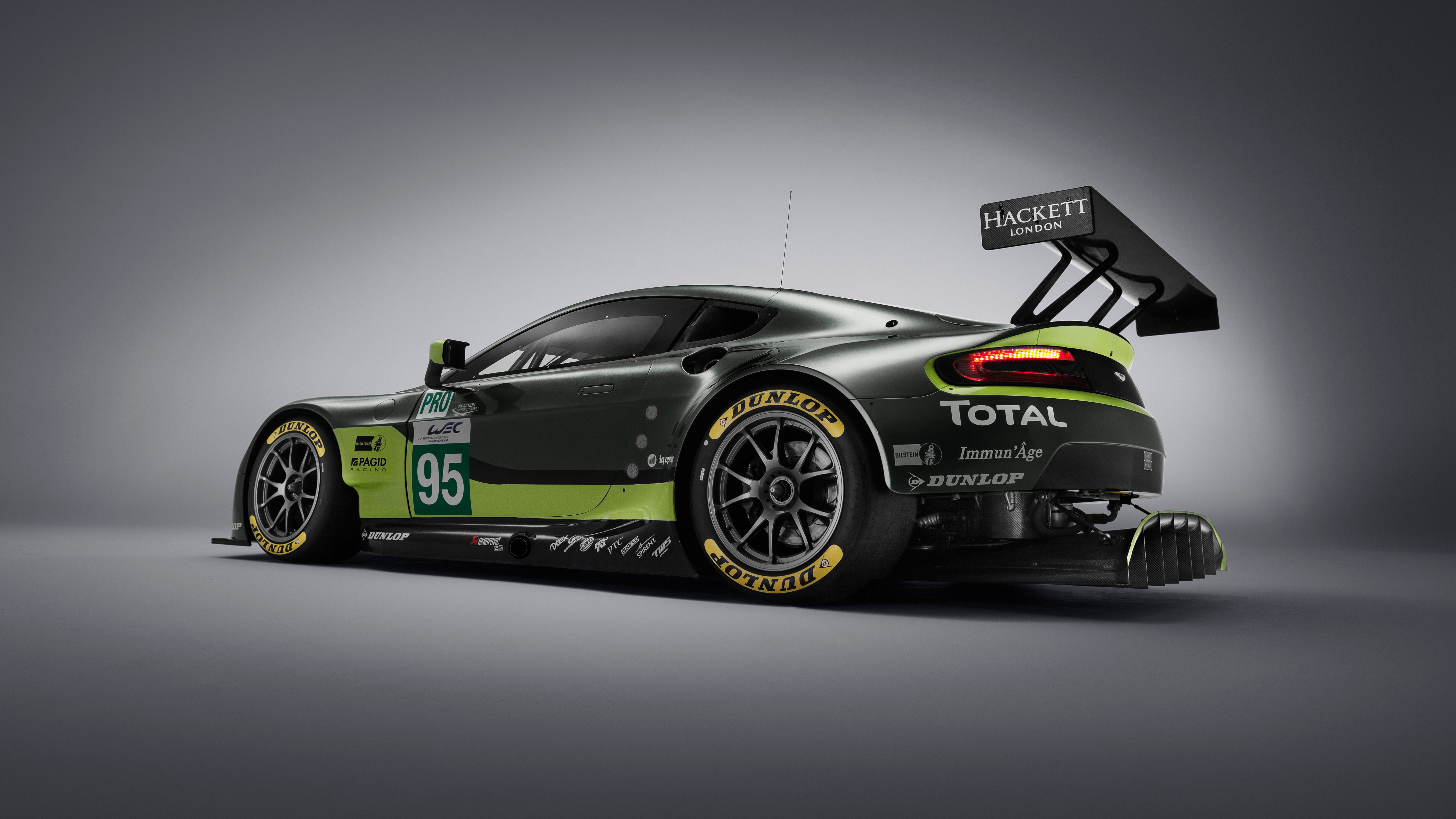 2016-v8-vantage-gte-1.jpg