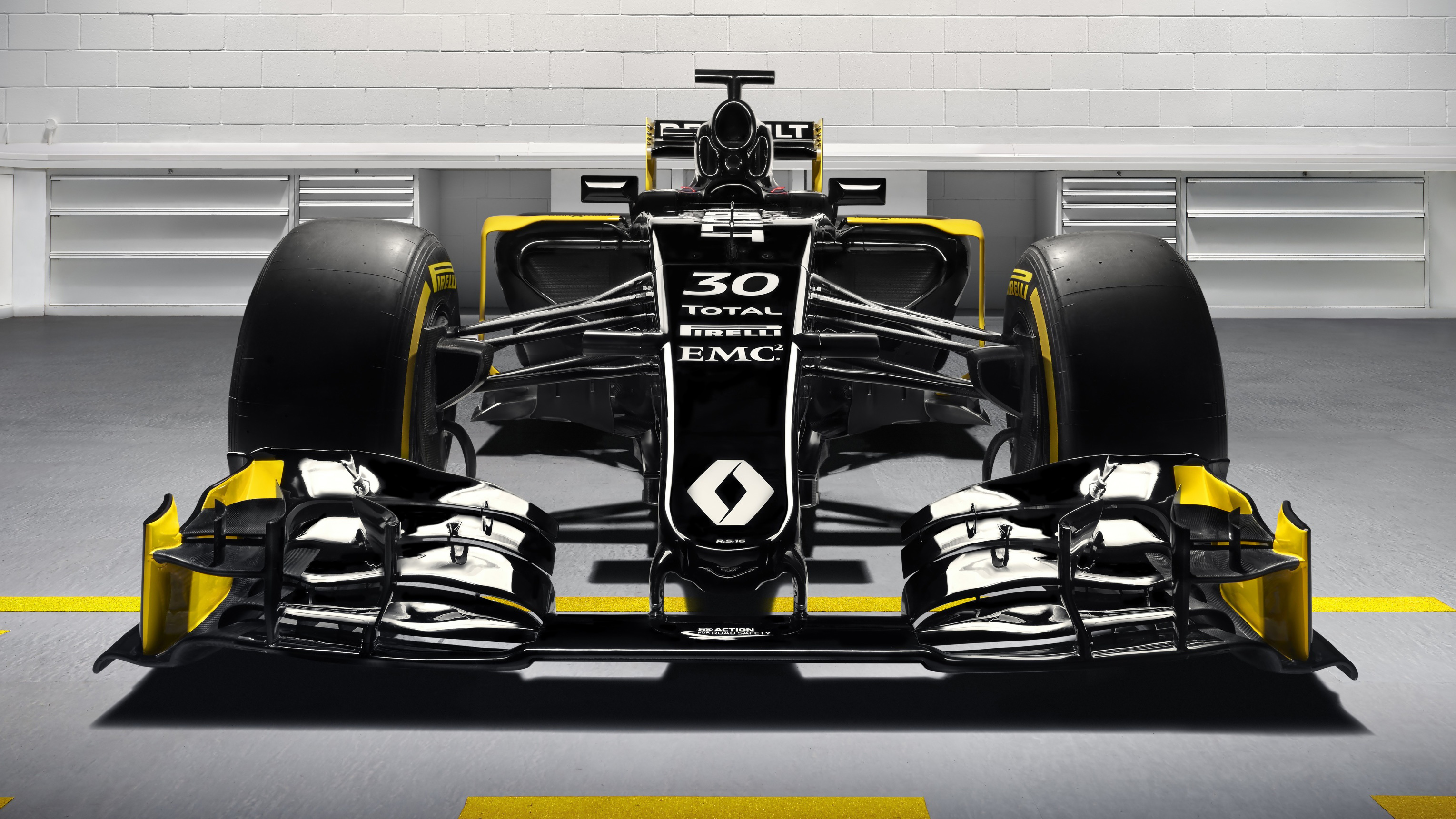 1renaultf1launchfeb2016.jpg