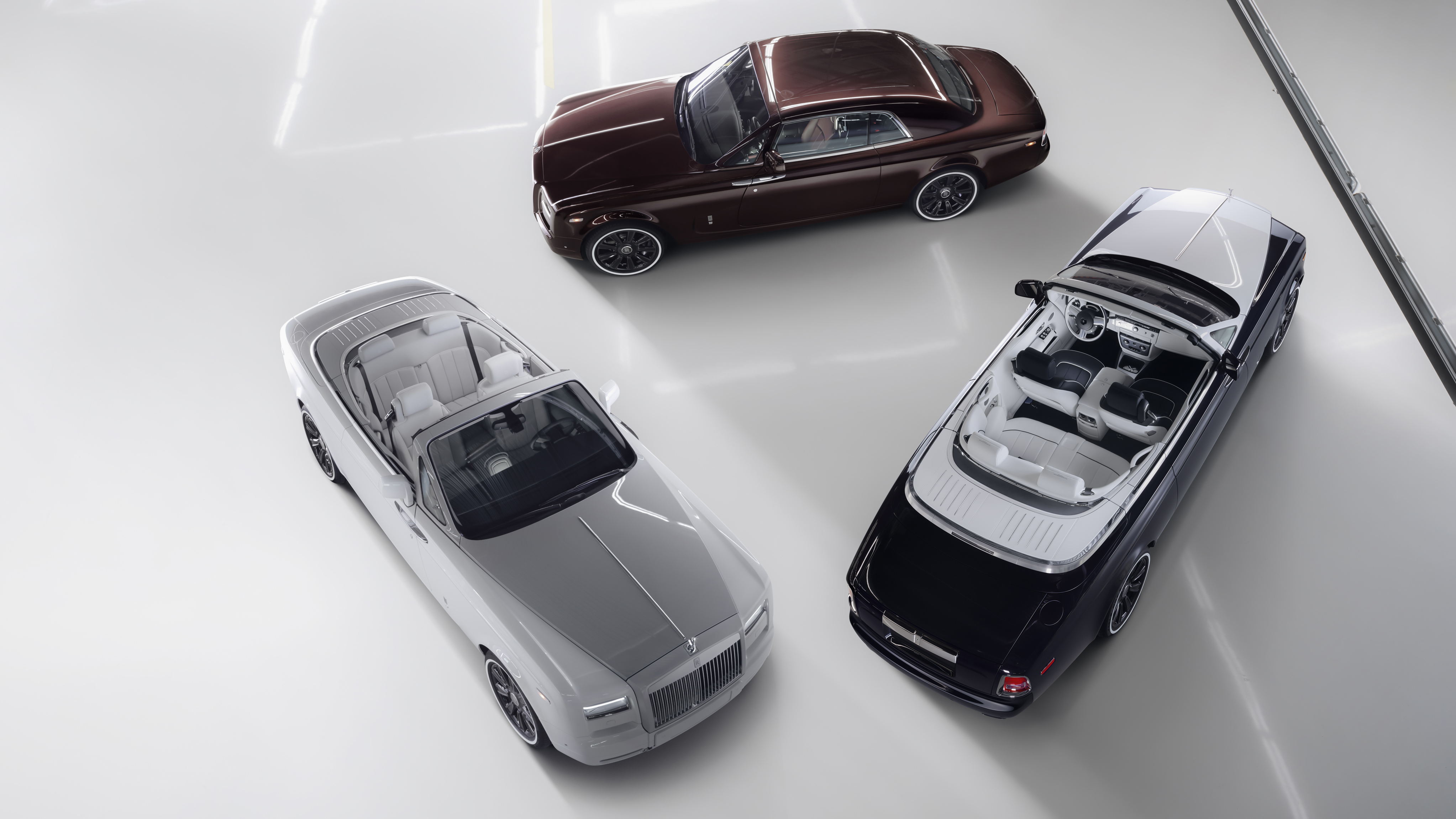 rr_zenith_ext_loc_group_shot_02_extended_v9.jpg