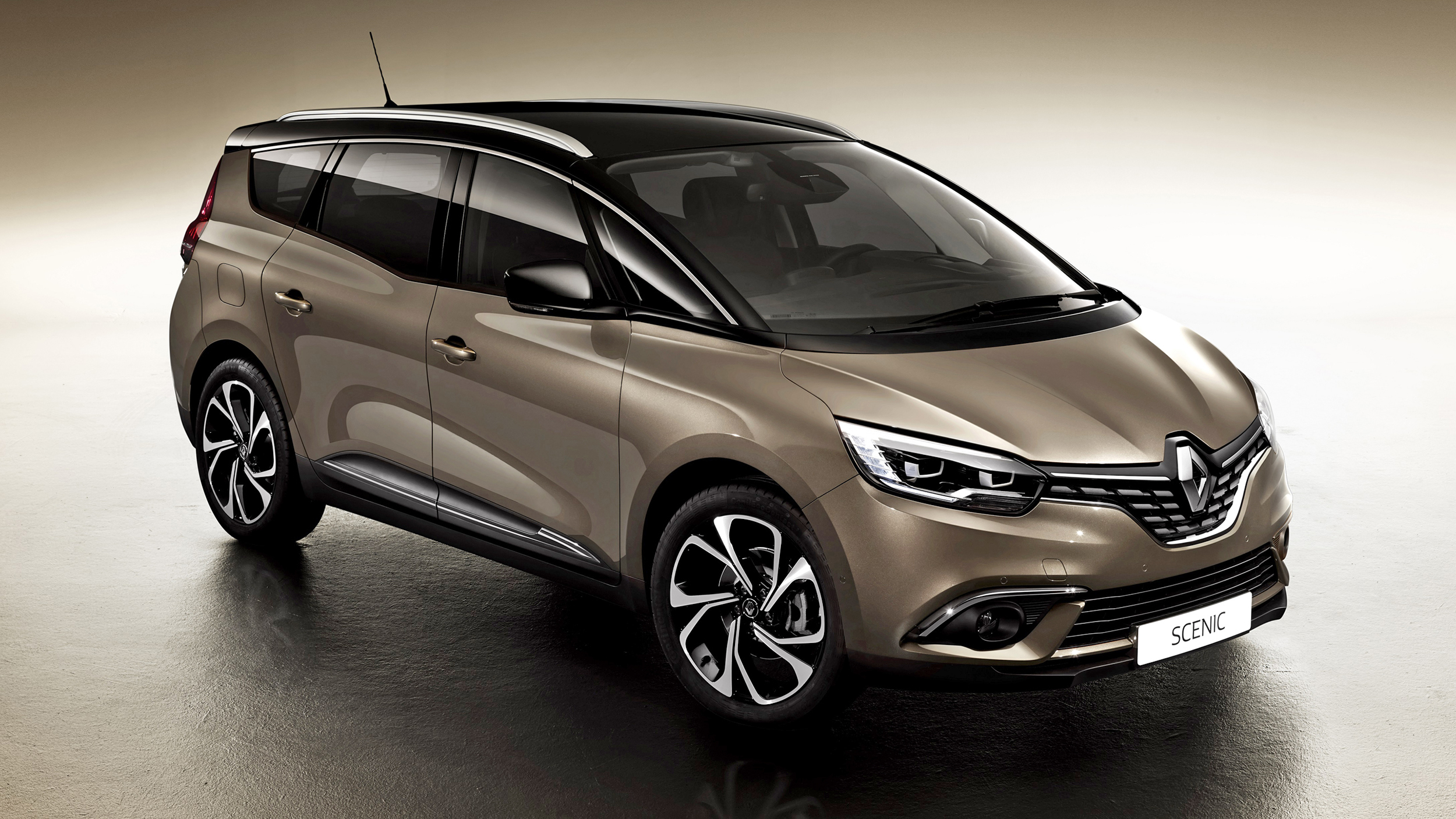 renault-grand-scenic_-9.jpg