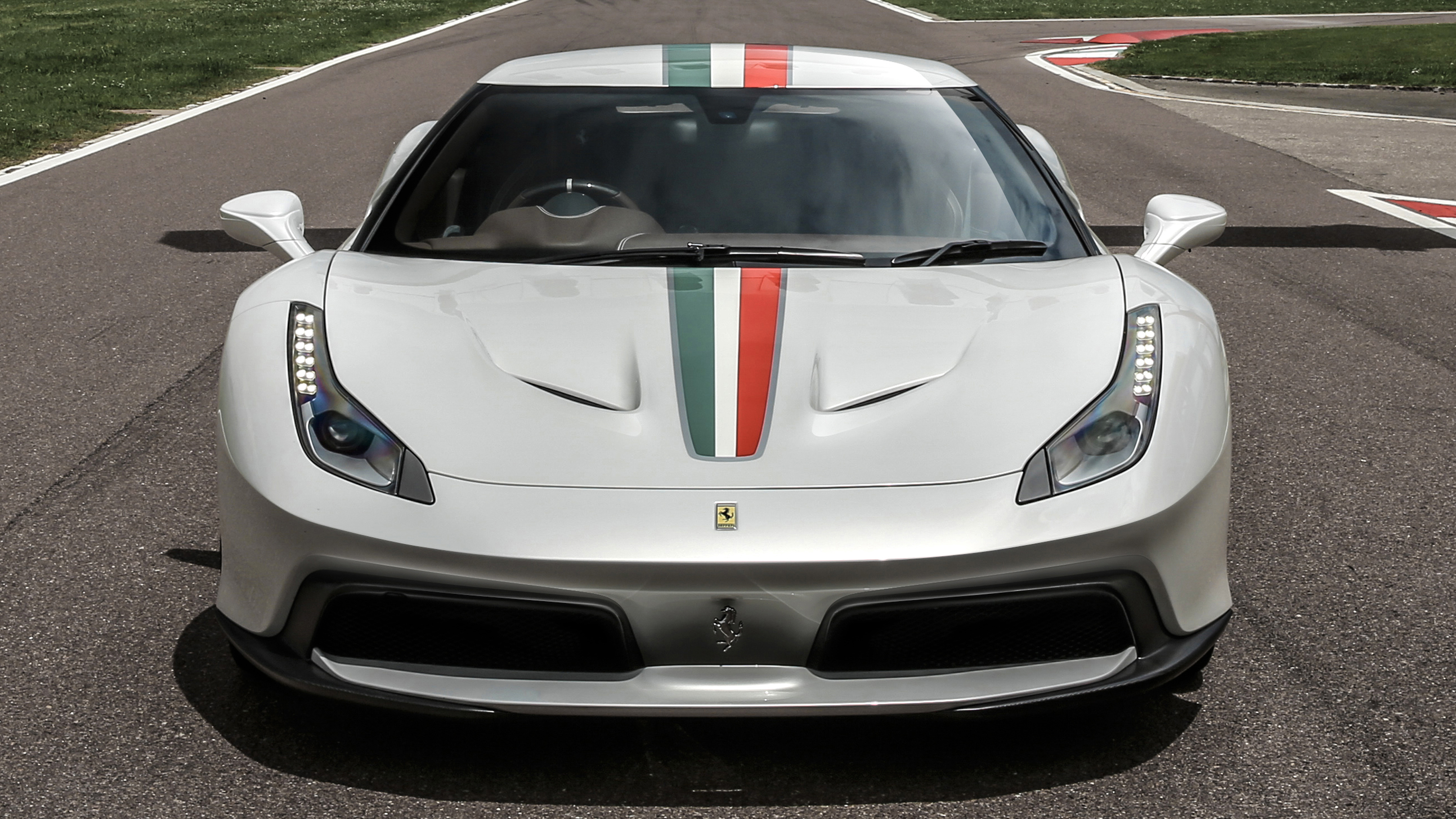 160373-car-458_mm_speciale_front.jpg