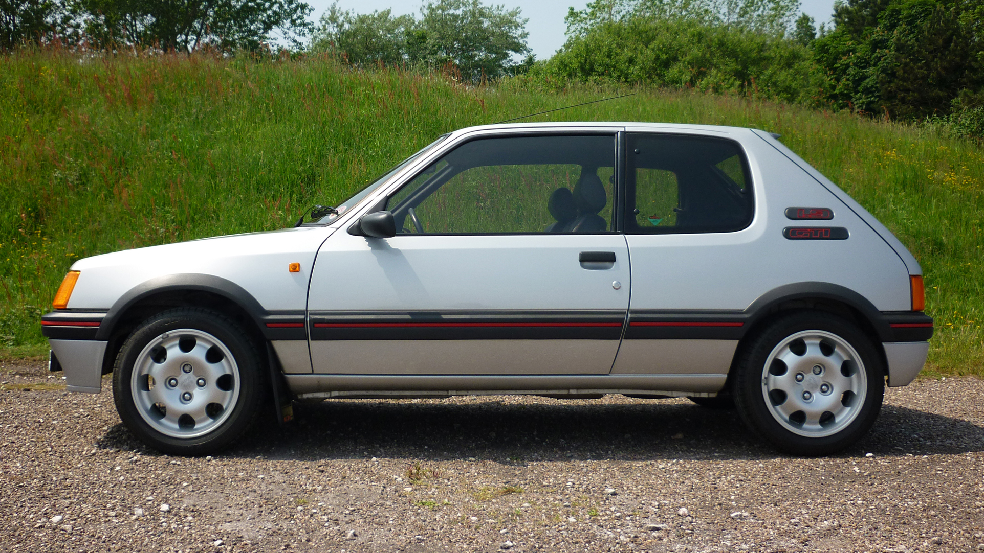 1989-peugeot-205-1.9-gti.jpg