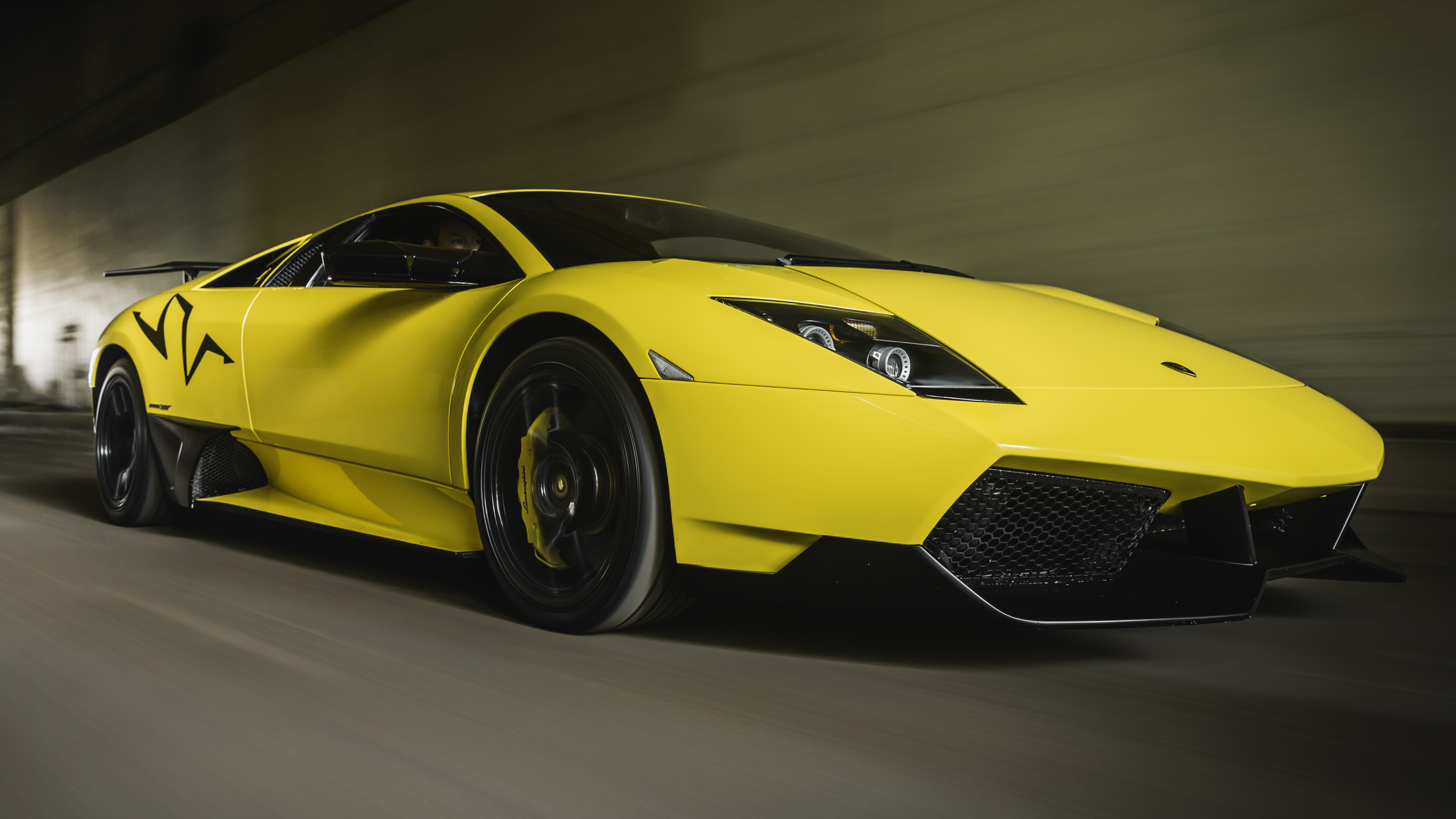 lamborghini_murcielago_sv_-_rig_shot_front.jpg