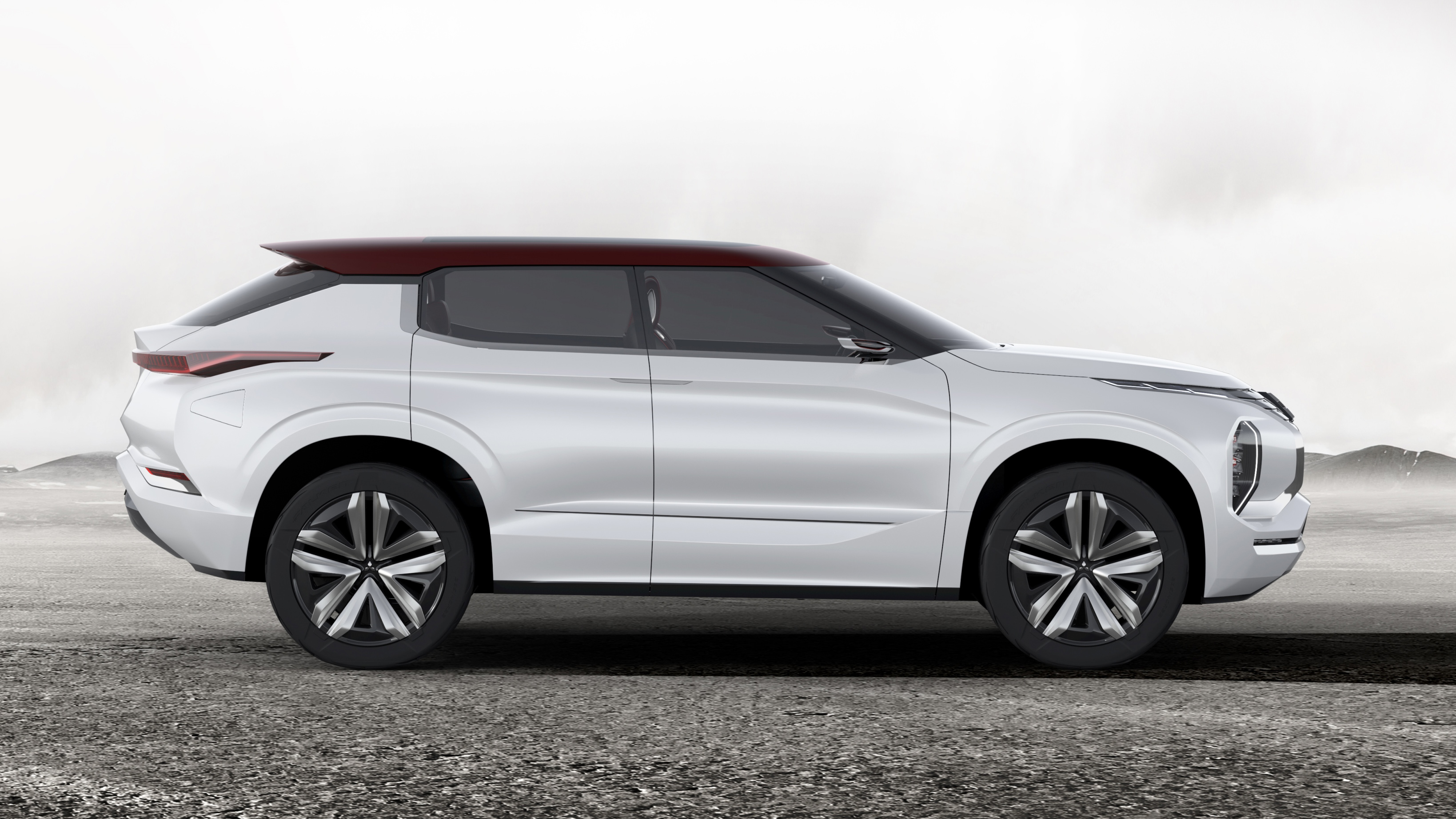 gt-phev_concept_cg_-_side_edit.jpg
