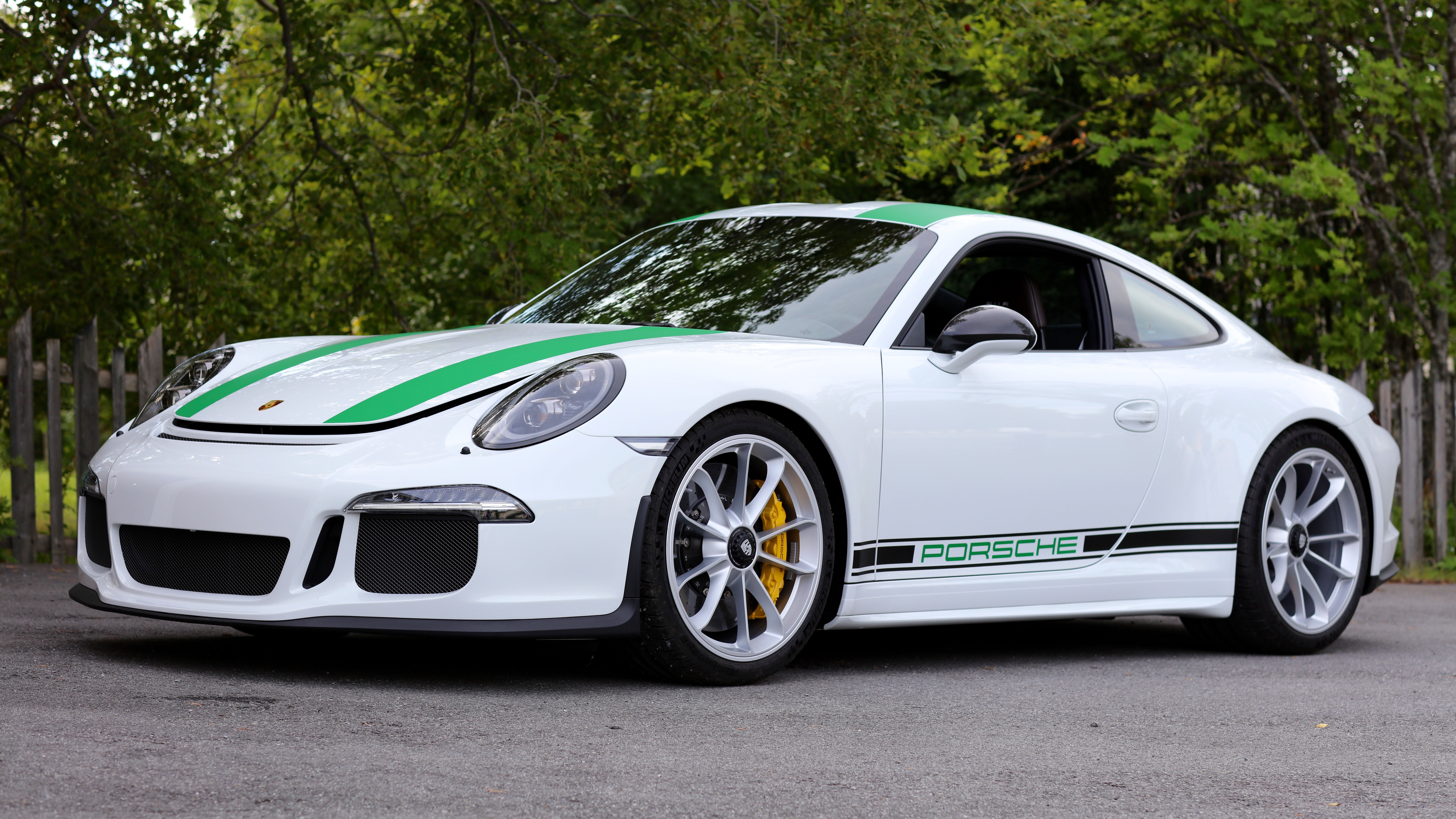 35_the_best_manual_you_cant_buy_new2016_porsche_911_r_type_991_coupe_chassis_no._wpozzz99zgs194097.jpg