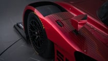 2017_rt24p_front_wheel_detail_001_tn.jpg