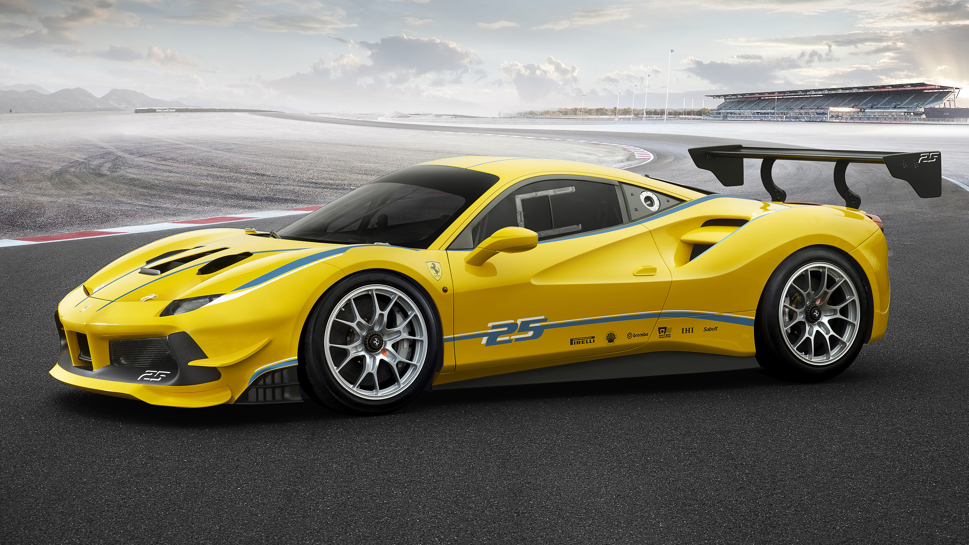 ferrari_488_challenge_1.jpg