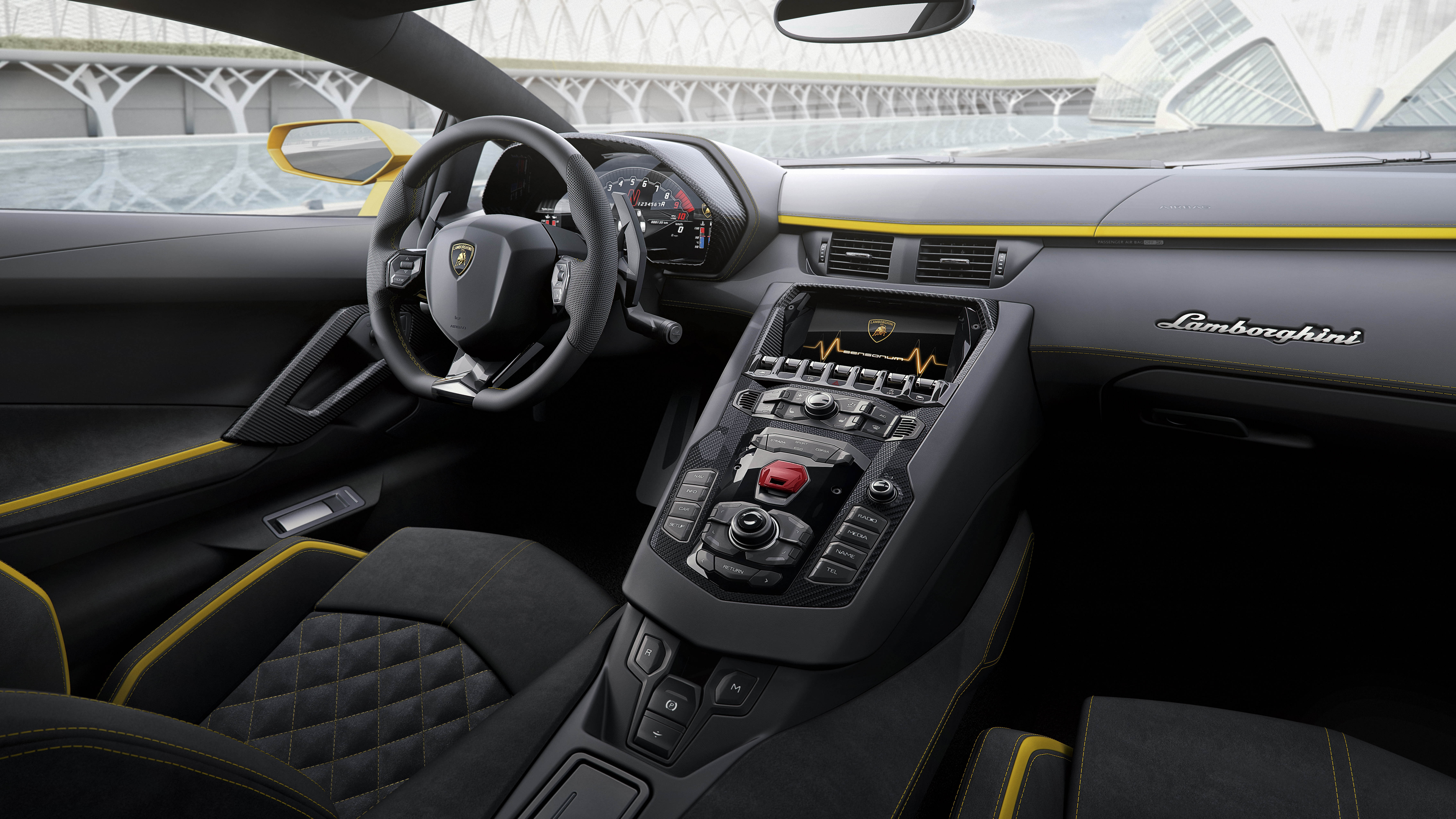 aventador_s_interior.jpg