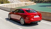 jag_xe_v6s_image_150217_025.jpg